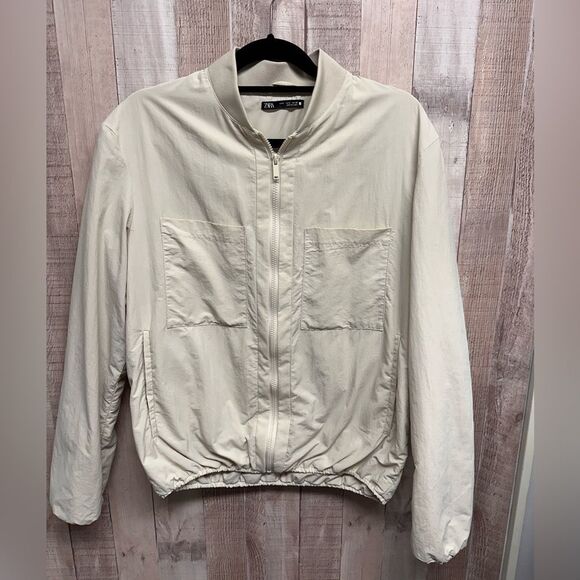 Zara bomber jacket - Picture 3 of 10